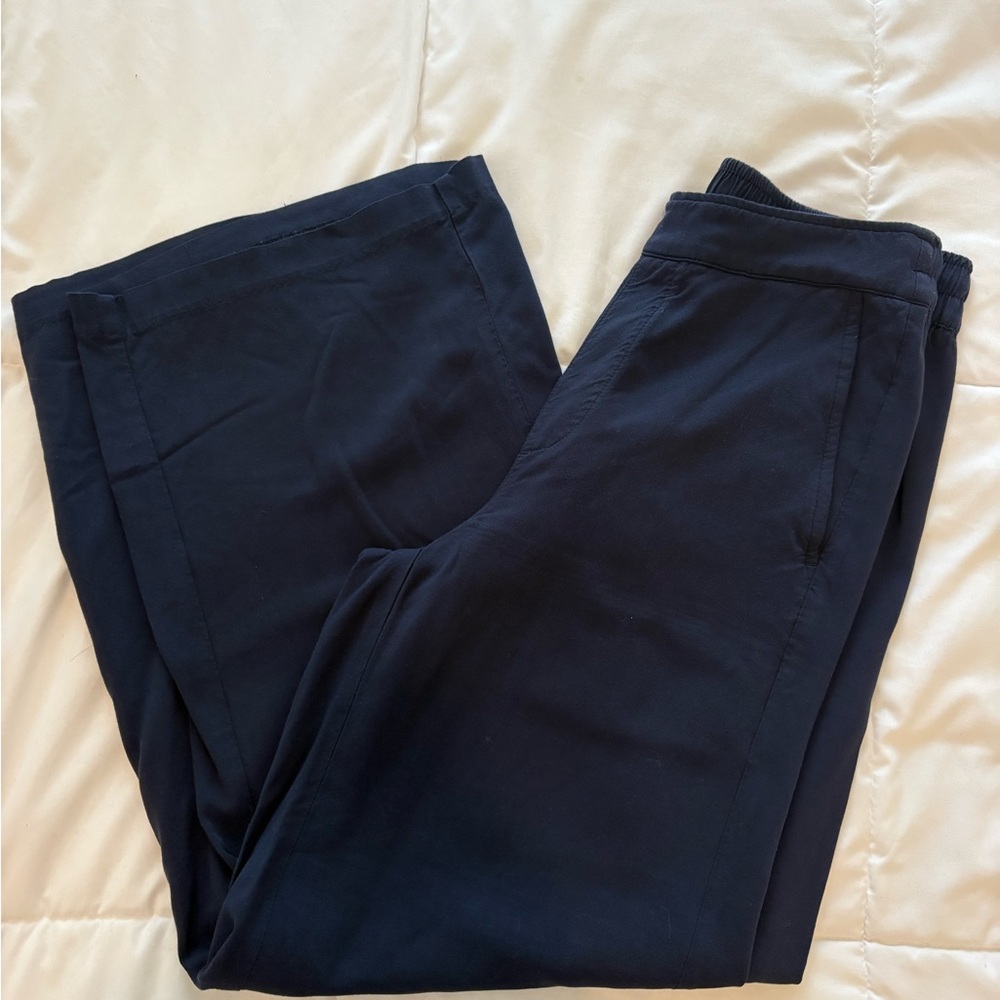 Woman’s High-Waisted Wide-Leg Pants